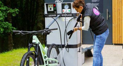 station de services cyclistes ALTAO Modulo pour laver, gonfler et réparer son vélo ou VTT à Remiremont