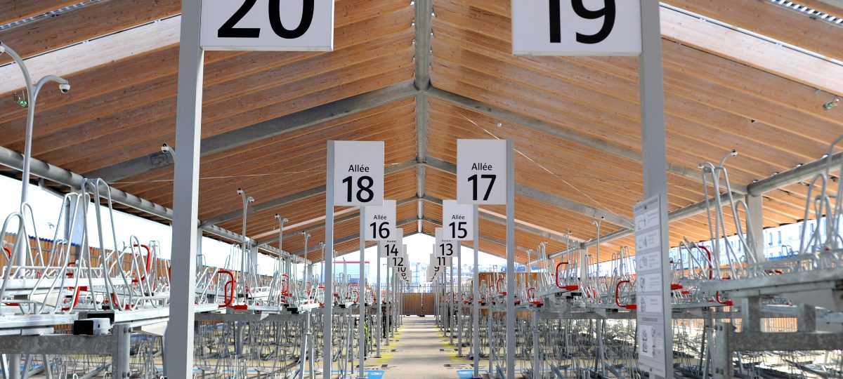 Interior view of the newly inaugurated Halle à Vélos