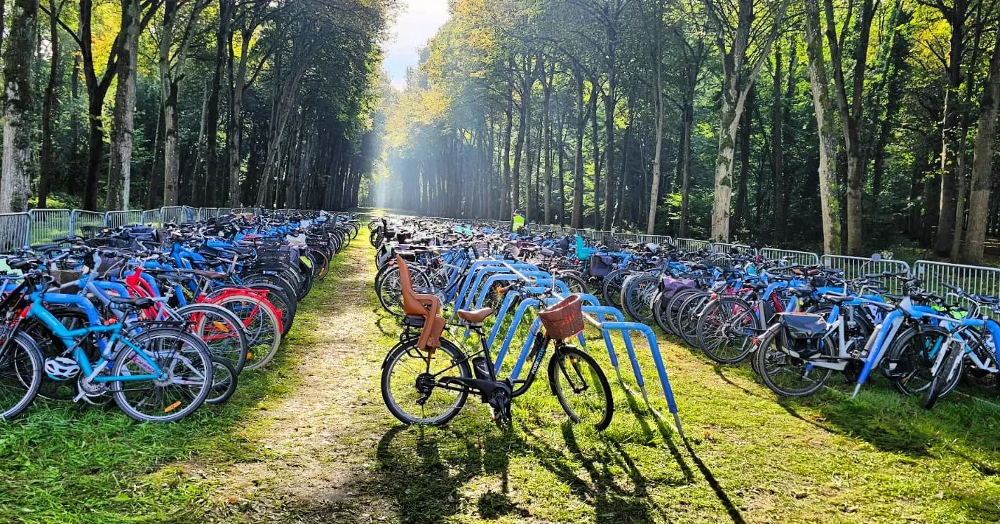 parking vélo temporaire JO Paris 2024 ALTAO Mobile Versailles