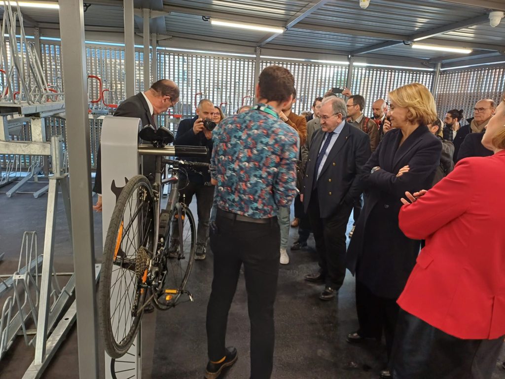 inauguration des équipements installés par Altinnova dans le Parking Vélos en gare de Vincennes